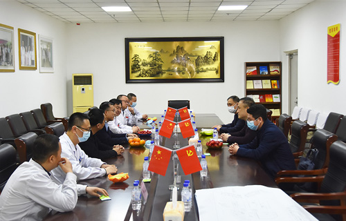 长春市第六医院与公主岭市中心医院签约医联体合作医院