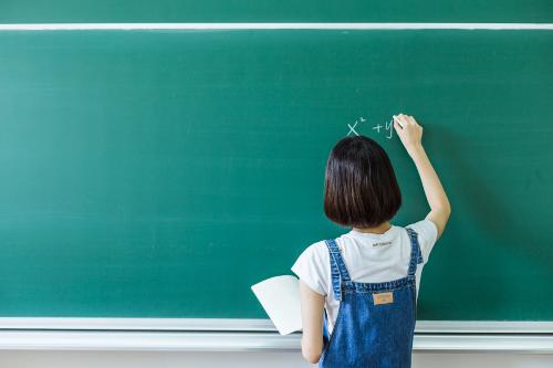 高三女生一度想放弃学业，她究竟经历了什么？