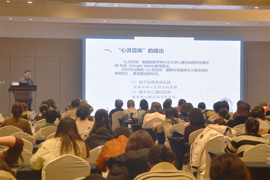 刘晓明.jpg