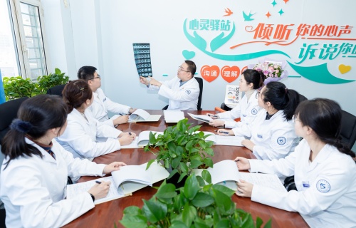 特色科室 | 精神科五疗区：执专业之力，稳心境波澜